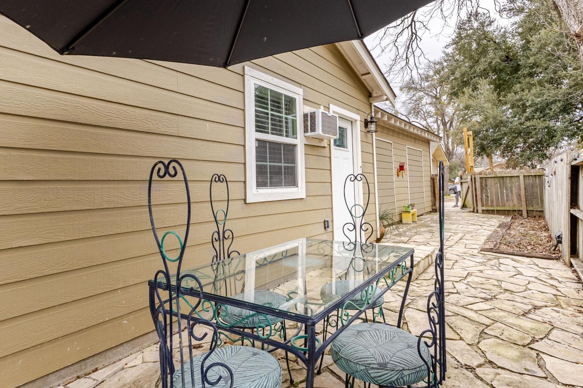 Elm Street Cottage ซิกีน ภายนอก รูปภาพ